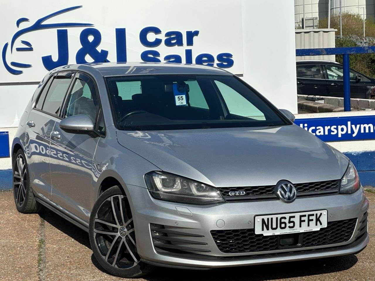 A 2015 VOLKSWAGEN GOLF 2.0 TDI BlueMotion Tech GTD Hatchback 5dr Diesel Manual Euro 6 (s/s) (184 p A 2015 VOLKSWAGEN GOLF 2.0 TDI BlueMotion Tech GTD Hatchback 5dr Diesel Manual Euro 6 (s/s) (184 p
