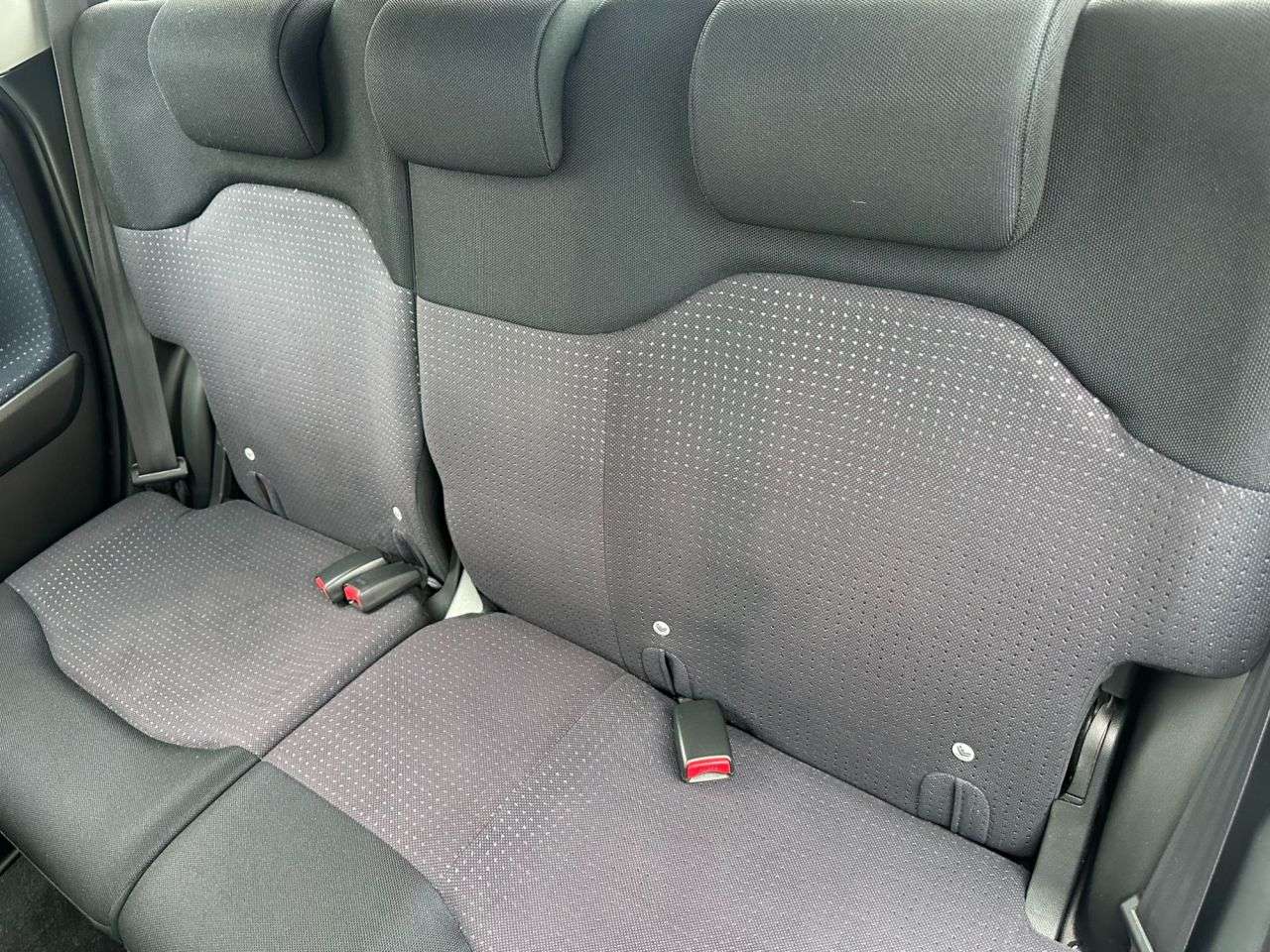 2010 HONDA JAZZ 2010 HONDA JAZZ