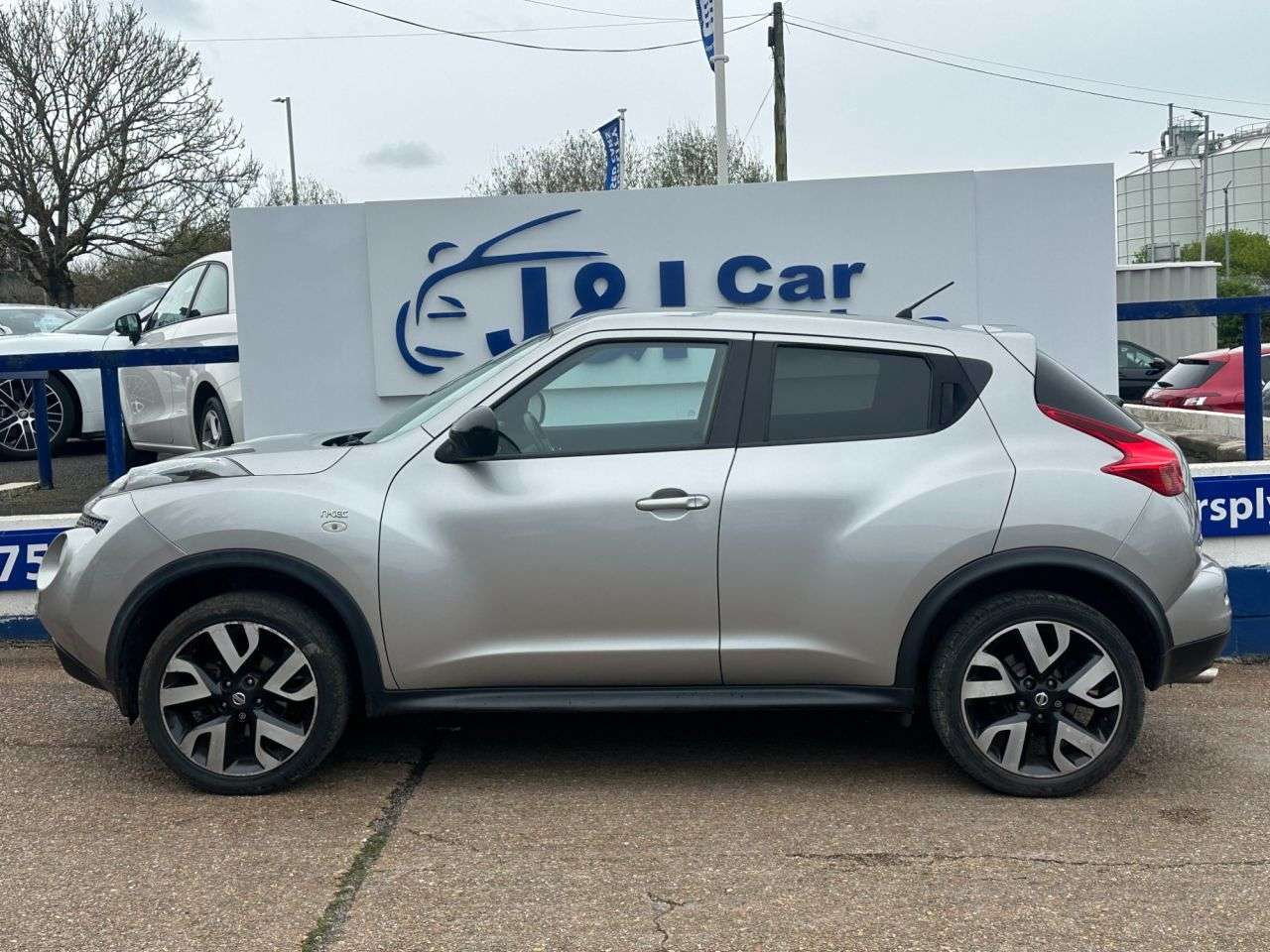 A 2014 NISSAN JUKE 1.6 n-tec SUV 5dr Petrol Manual Euro 5 (17in Alloy) (117 ps) GREAT SERVICE A 2014 NISSAN JUKE 1.6 n-tec SUV 5dr Petrol Manual Euro 5 (17in Alloy) (117 ps) GREAT SERVICE