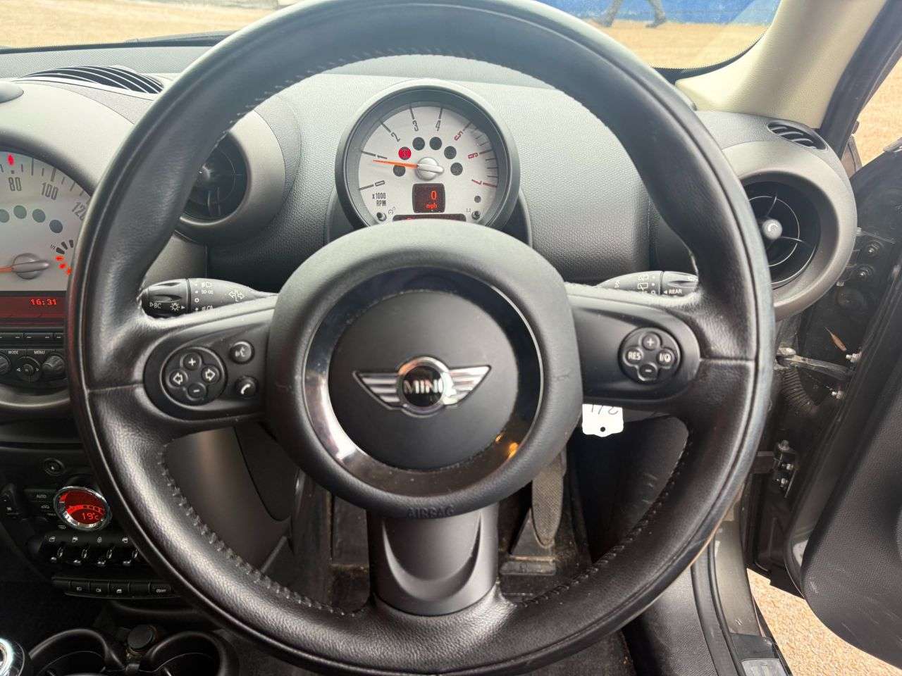 2010 MINI COUNTRYMAN 2010 MINI COUNTRYMAN