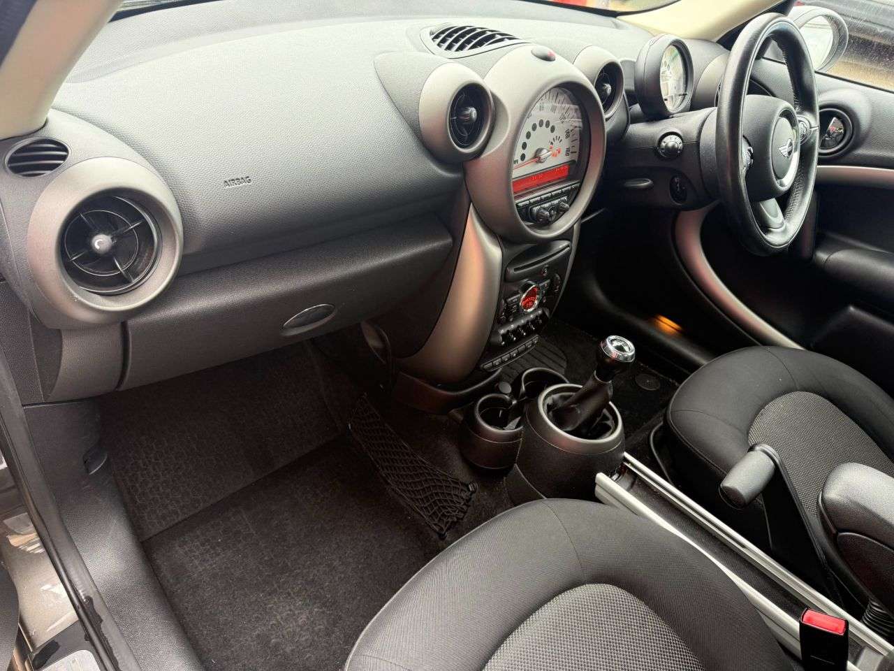 2010 MINI COUNTRYMAN 2010 MINI COUNTRYMAN