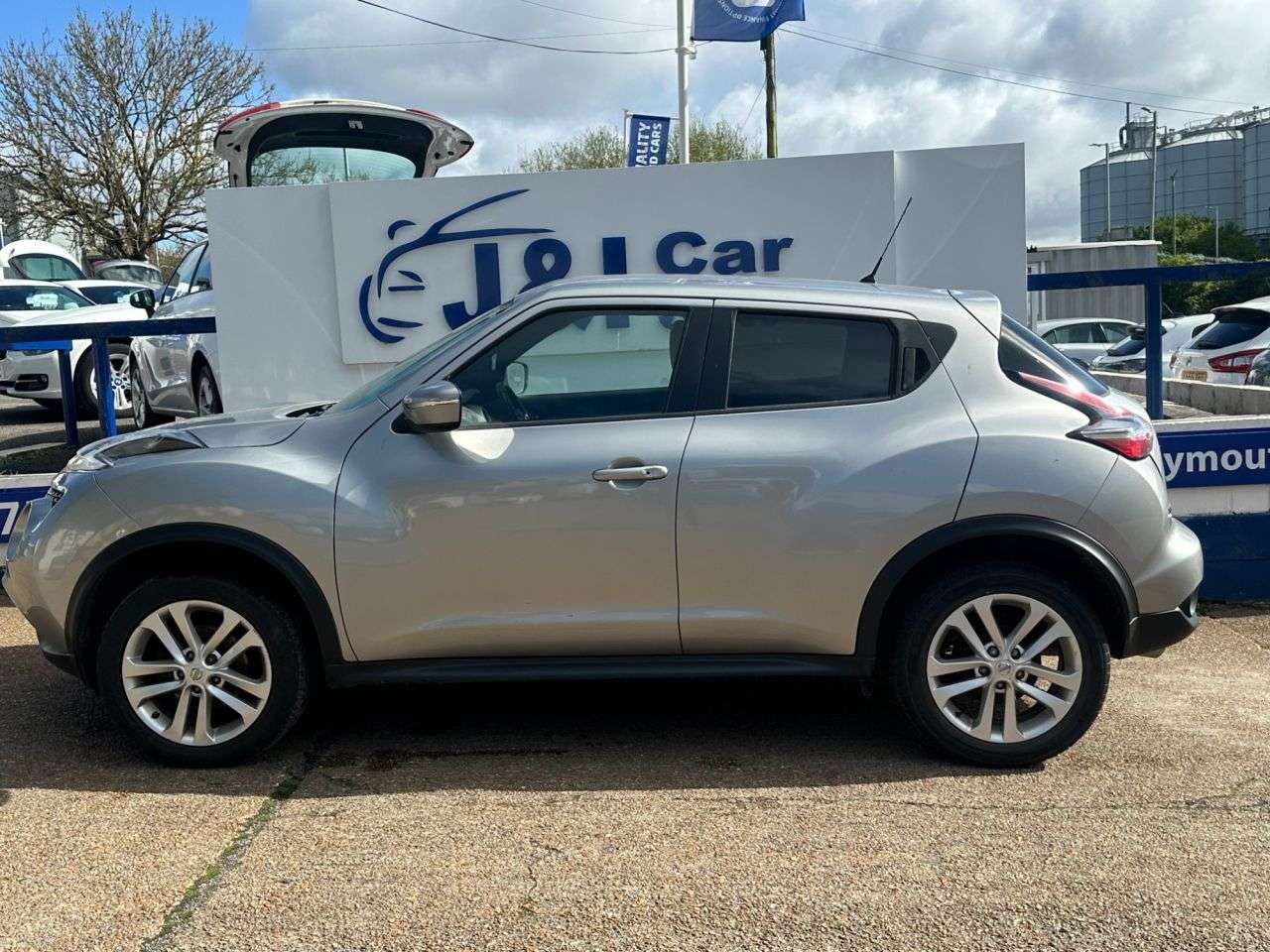 A 2018 NISSAN JUKE 1.5 dCi N-Connecta SUV 5dr Diesel Manual Euro 6 (s/s) (110 ps) GREAT SERVIC A 2018 NISSAN JUKE 1.5 dCi N-Connecta SUV 5dr Diesel Manual Euro 6 (s/s) (110 ps) GREAT SERVIC