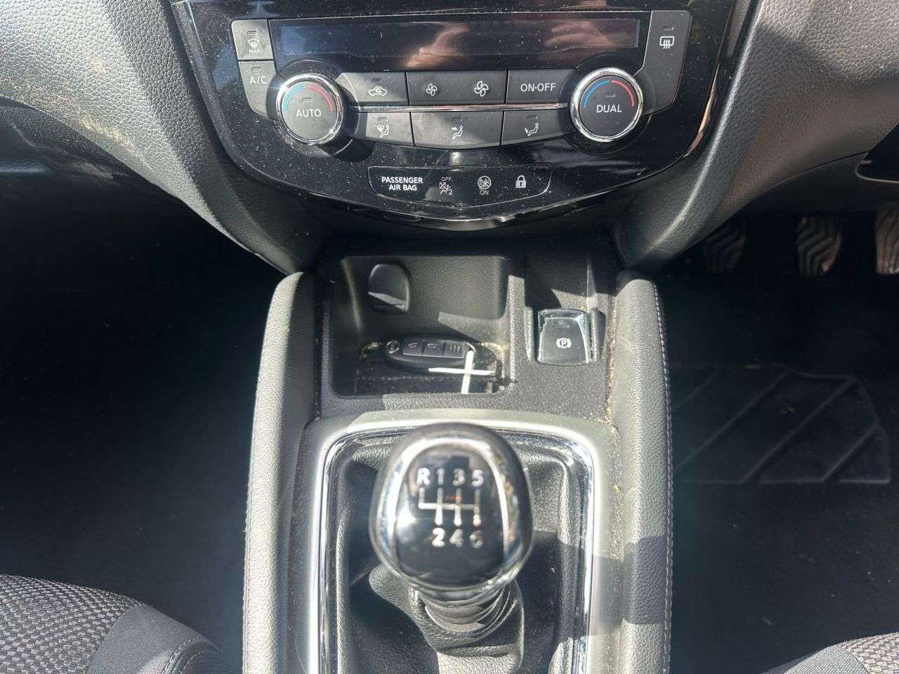 2015 NISSAN QASHQAI 2015 NISSAN QASHQAI