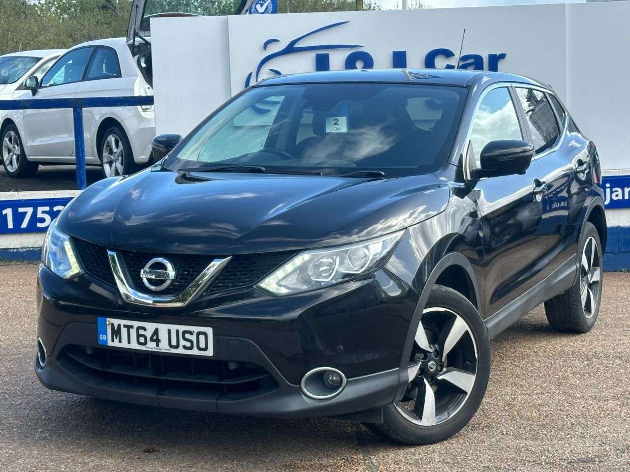 A 2015 NISSAN QASHQAI 1.2 DIG-T n-tec SUV 5dr Petrol Manual 2WD Euro 5 (s/s) (115 ps) GREAT SERVI A 2015 NISSAN QASHQAI 1.2 DIG-T n-tec SUV 5dr Petrol Manual 2WD Euro 5 (s/s) (115 ps) GREAT SERVI