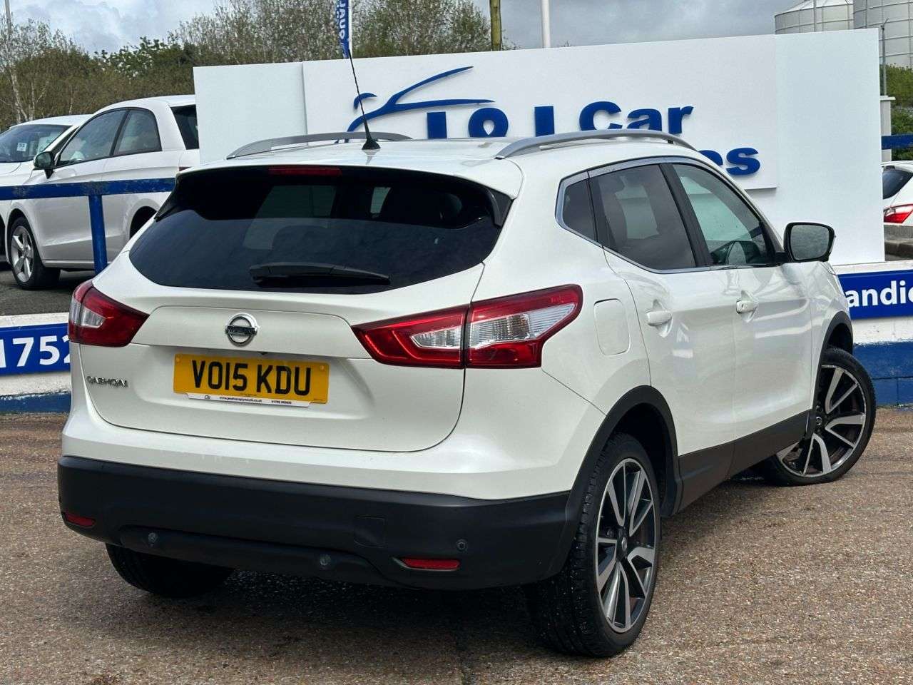 2015 NISSAN QASHQAI 2015 NISSAN QASHQAI