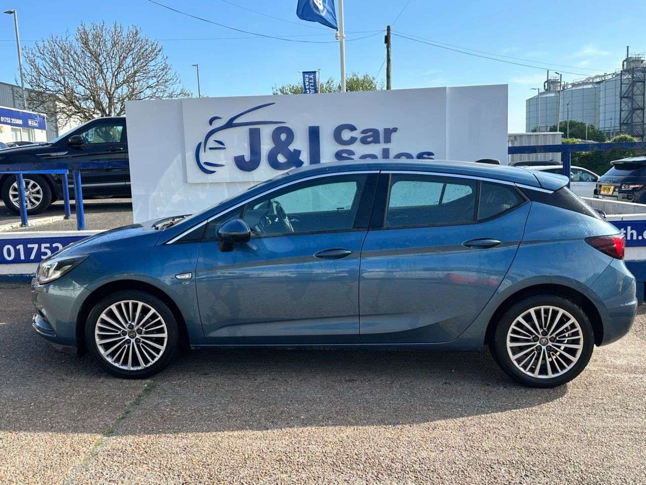 A 2015 VAUXHALL ASTRA 1.4i Turbo Elite Hatchback 5dr Petrol Manual Euro 6 (150 ps) GREAT SERVICE A 2015 VAUXHALL ASTRA 1.4i Turbo Elite Hatchback 5dr Petrol Manual Euro 6 (150 ps) GREAT SERVICE