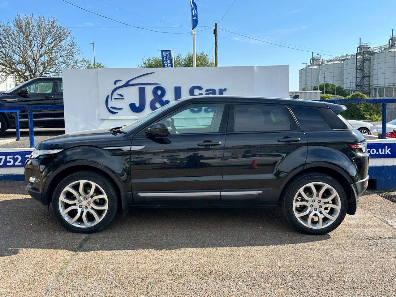 A 2015 LAND ROVER RANGE ROVER EVOQUE 2.2 SD4 Pure SUV 5dr Diesel Auto 4WD Euro 5 (s/s) (190 ps) GREAT SERVICE HI A 2015 LAND ROVER RANGE ROVER EVOQUE 2.2 SD4 Pure SUV 5dr Diesel Auto 4WD Euro 5 (s/s) (190 ps) GREAT SERVICE HI