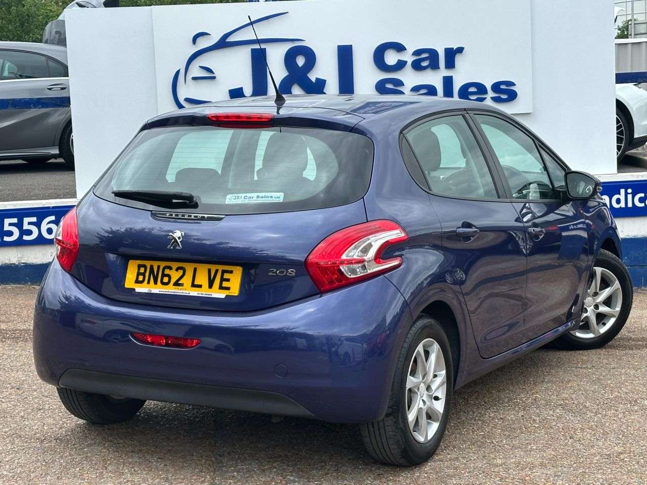 2012 PEUGEOT 208 2012 PEUGEOT 208