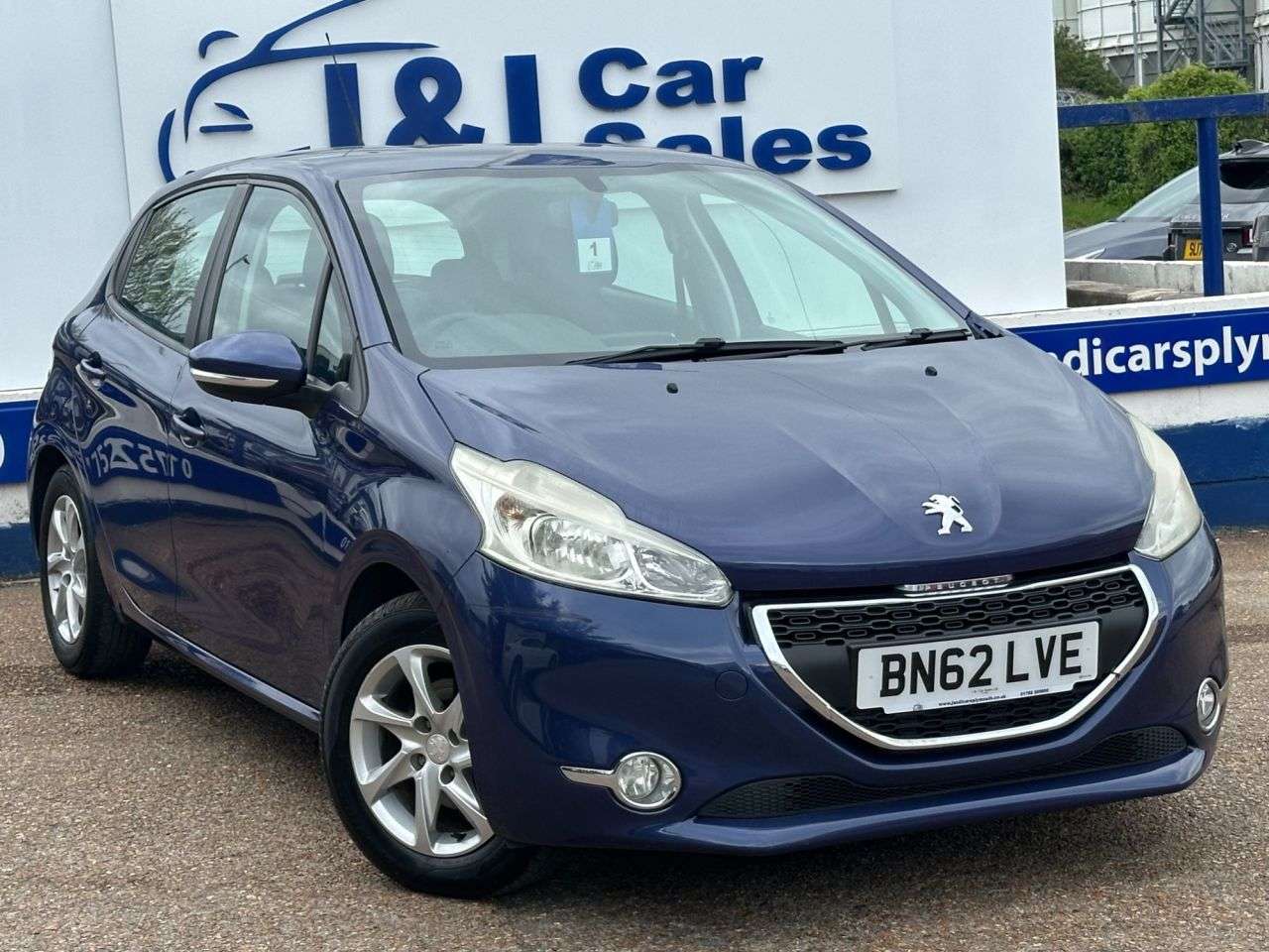 A 2012 PEUGEOT 208 1.2 VTi Active Hatchback 5dr Petrol Manual Euro 5 (82 ps) GREAT SERVICE HIS A 2012 PEUGEOT 208 1.2 VTi Active Hatchback 5dr Petrol Manual Euro 5 (82 ps) GREAT SERVICE HIS