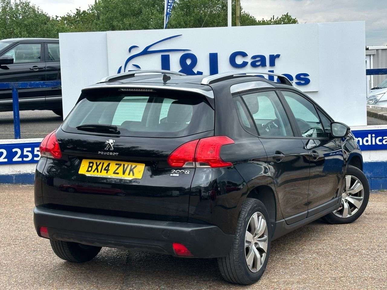 2014 PEUGEOT 2008 2014 PEUGEOT 2008