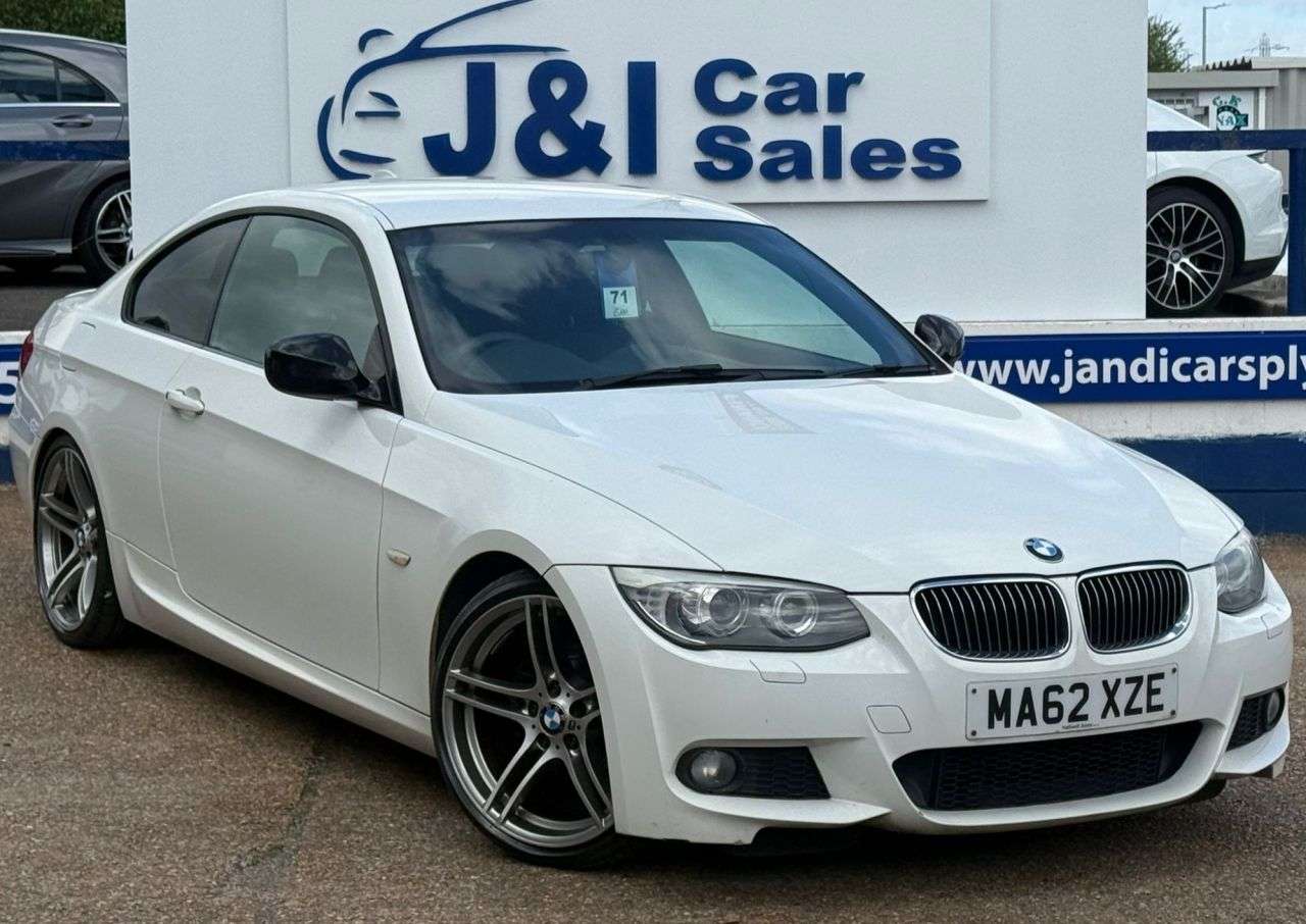 A 2012 BMW 3 SERIES 2.0 320i Sport Plus Edition Coupe 2dr Petrol Manual Euro 5 (s/s) (170 ps) G A 2012 BMW 3 SERIES 2.0 320i Sport Plus Edition Coupe 2dr Petrol Manual Euro 5 (s/s) (170 ps) G