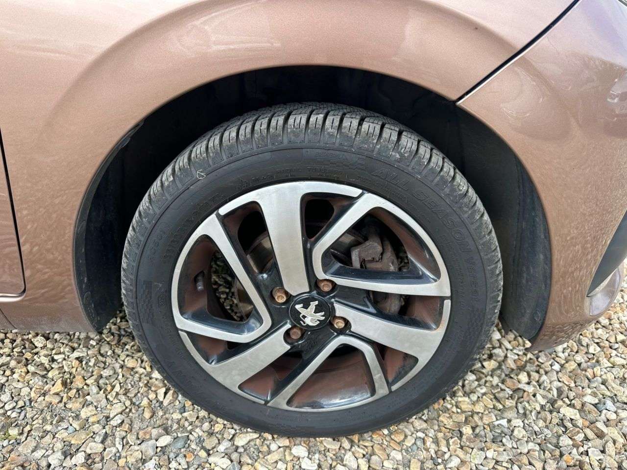 2014 PEUGEOT 108 2014 PEUGEOT 108