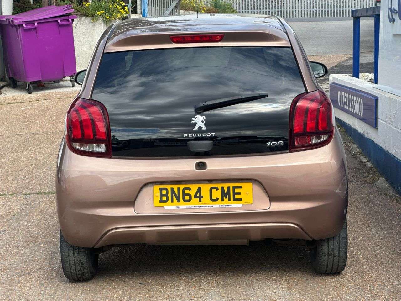 2014 PEUGEOT 108 2014 PEUGEOT 108