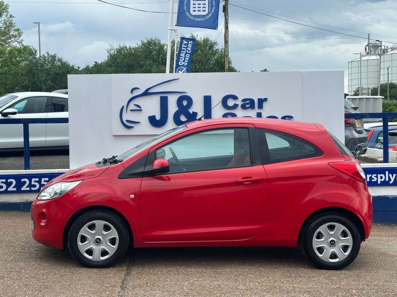 A 2014 FORD KA 1.2 Edge Hatchback 3dr Petrol Manual Euro 6 (s/s) (69 ps) GREAT SERVICE HIS A 2014 FORD KA 1.2 Edge Hatchback 3dr Petrol Manual Euro 6 (s/s) (69 ps) GREAT SERVICE HIS
