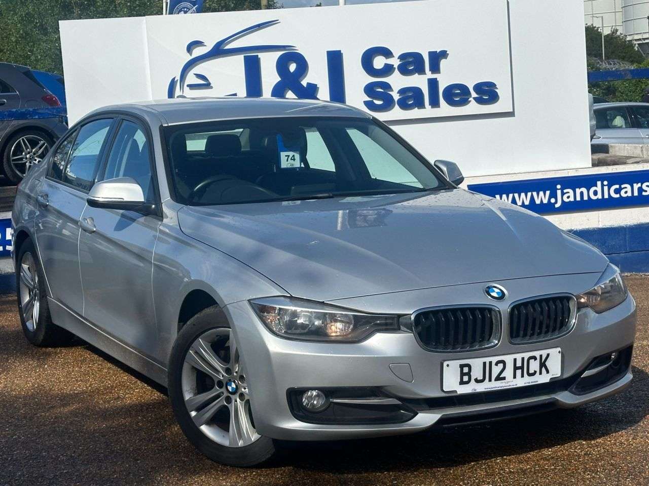 A 2012 BMW 3 SERIES 2.0 320d Sport Saloon 4dr Diesel Manual Euro 5 (s/s) (184 ps) GREAT SERVICE A 2012 BMW 3 SERIES 2.0 320d Sport Saloon 4dr Diesel Manual Euro 5 (s/s) (184 ps) GREAT SERVICE