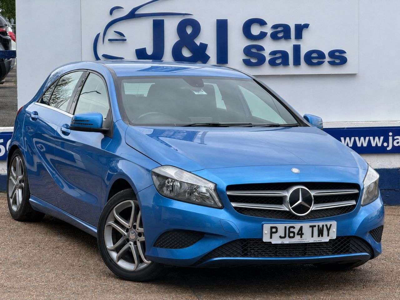 A 2014 MERCEDES-BENZ A-CLASS 1.5 A180 CDI Sport Hatchback 5dr Diesel Manual Euro 5 (s/s) (109 ps) GREAT A 2014 MERCEDES-BENZ A-CLASS 1.5 A180 CDI Sport Hatchback 5dr Diesel Manual Euro 5 (s/s) (109 ps) GREAT