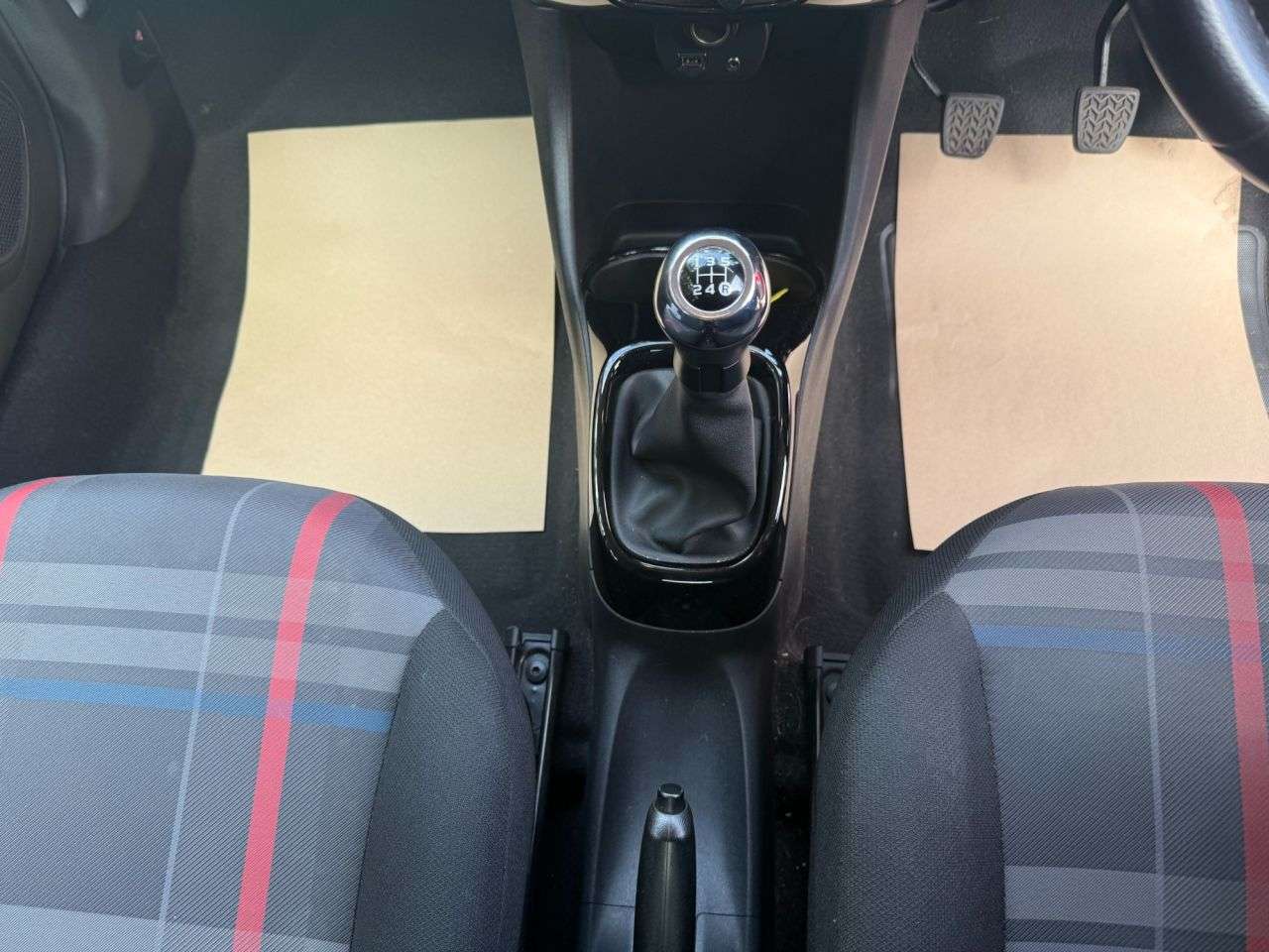 2016 PEUGEOT 108 2016 PEUGEOT 108