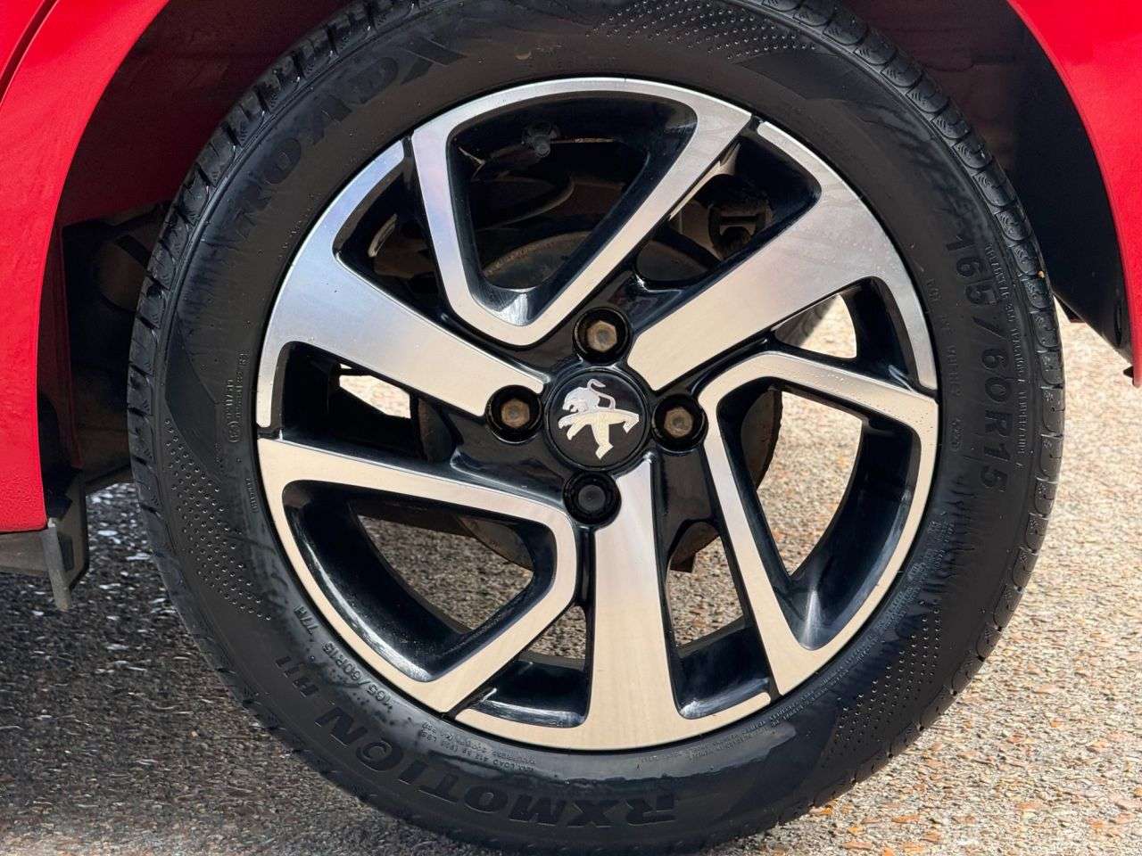 2016 PEUGEOT 108 2016 PEUGEOT 108