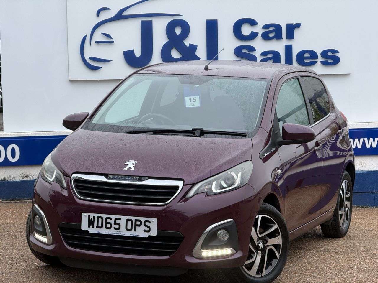 A 2015 PEUGEOT 108 1.2 PureTech Allure Hatchback 5dr Petrol Manual Euro 6 (82 ps) GREAT SERVIC A 2015 PEUGEOT 108 1.2 PureTech Allure Hatchback 5dr Petrol Manual Euro 6 (82 ps) GREAT SERVIC