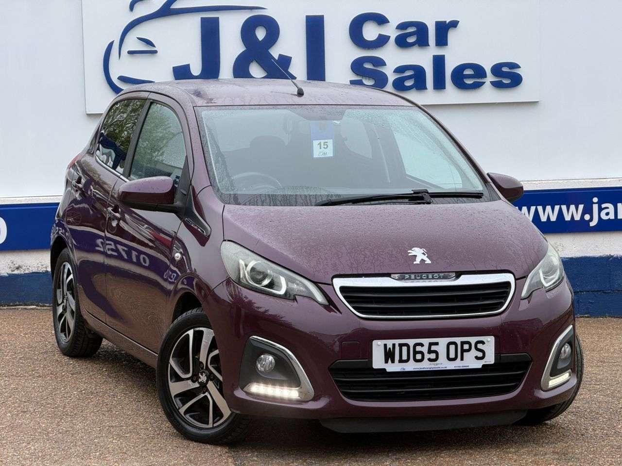 A 2015 PEUGEOT 108 1.2 PureTech Allure Hatchback 5dr Petrol Manual Euro 6 (82 ps) GREAT SERVIC A 2015 PEUGEOT 108 1.2 PureTech Allure Hatchback 5dr Petrol Manual Euro 6 (82 ps) GREAT SERVIC