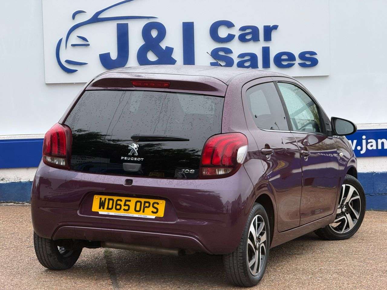2015 PEUGEOT 108 2015 PEUGEOT 108