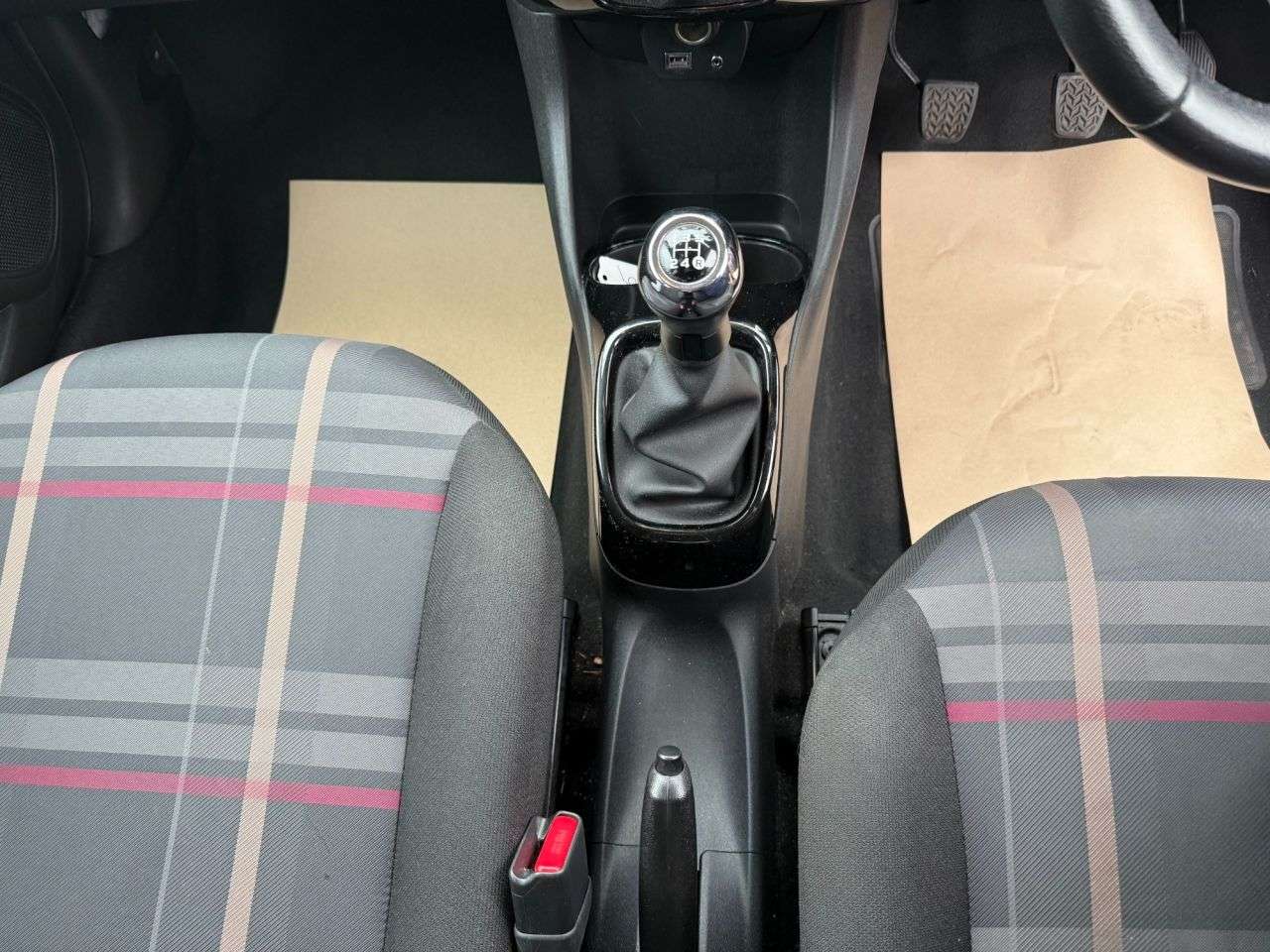 2015 PEUGEOT 108 2015 PEUGEOT 108