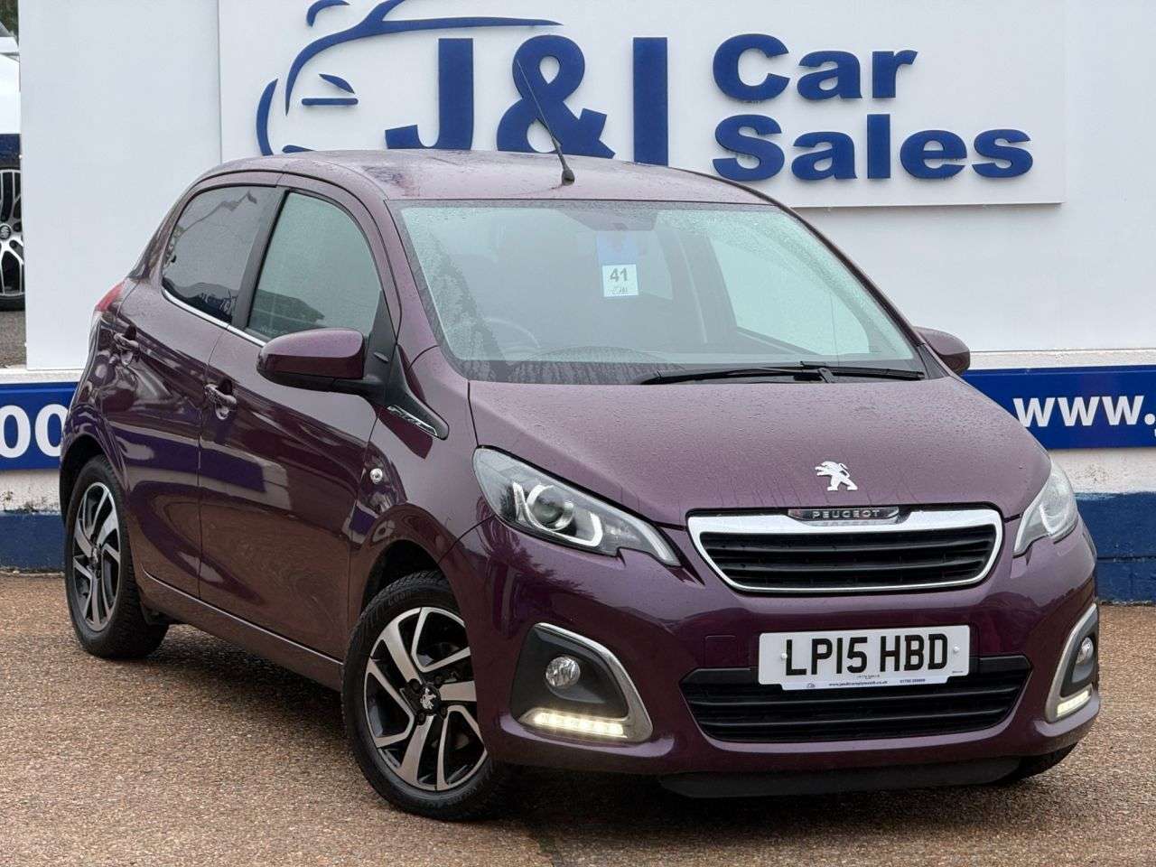 A 2015 PEUGEOT 108 1.2 VTi PureTech Allure Hatchback 5dr Petrol Manual Euro 5 (82 ps) GREAT SE A 2015 PEUGEOT 108 1.2 VTi PureTech Allure Hatchback 5dr Petrol Manual Euro 5 (82 ps) GREAT SE