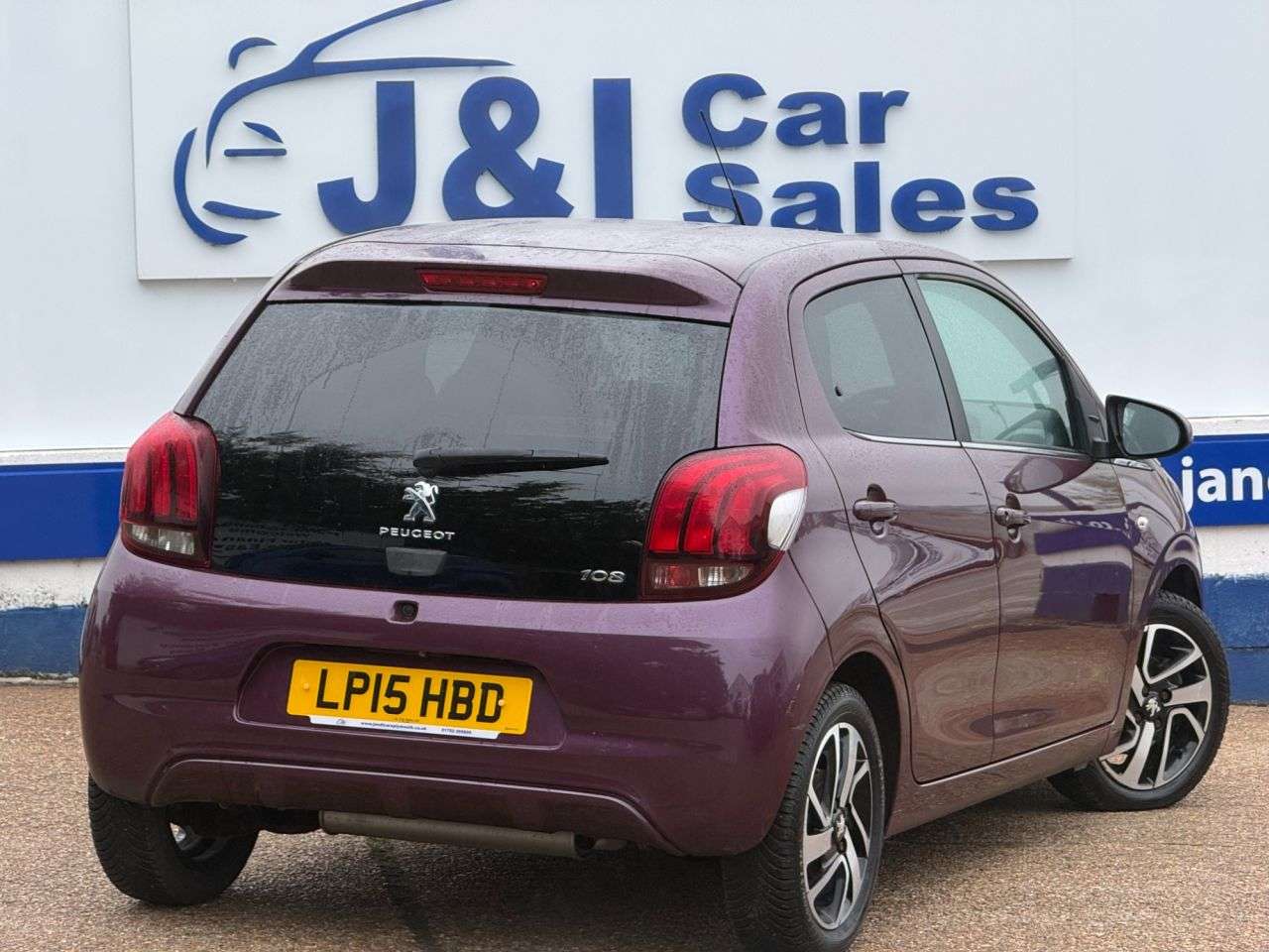 2015 PEUGEOT 108 2015 PEUGEOT 108