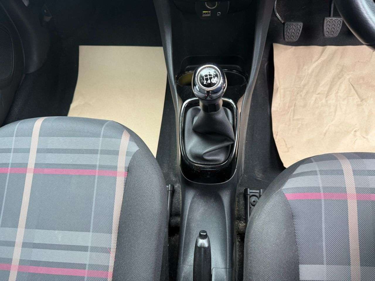 2015 PEUGEOT 108 2015 PEUGEOT 108