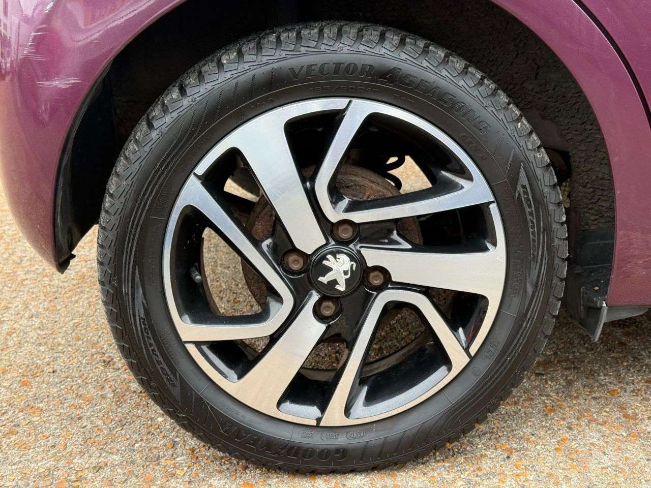 2015 PEUGEOT 108 2015 PEUGEOT 108