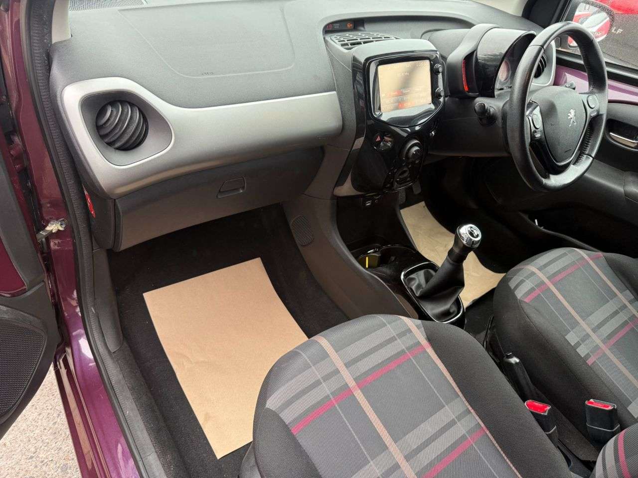 2015 PEUGEOT 108 2015 PEUGEOT 108