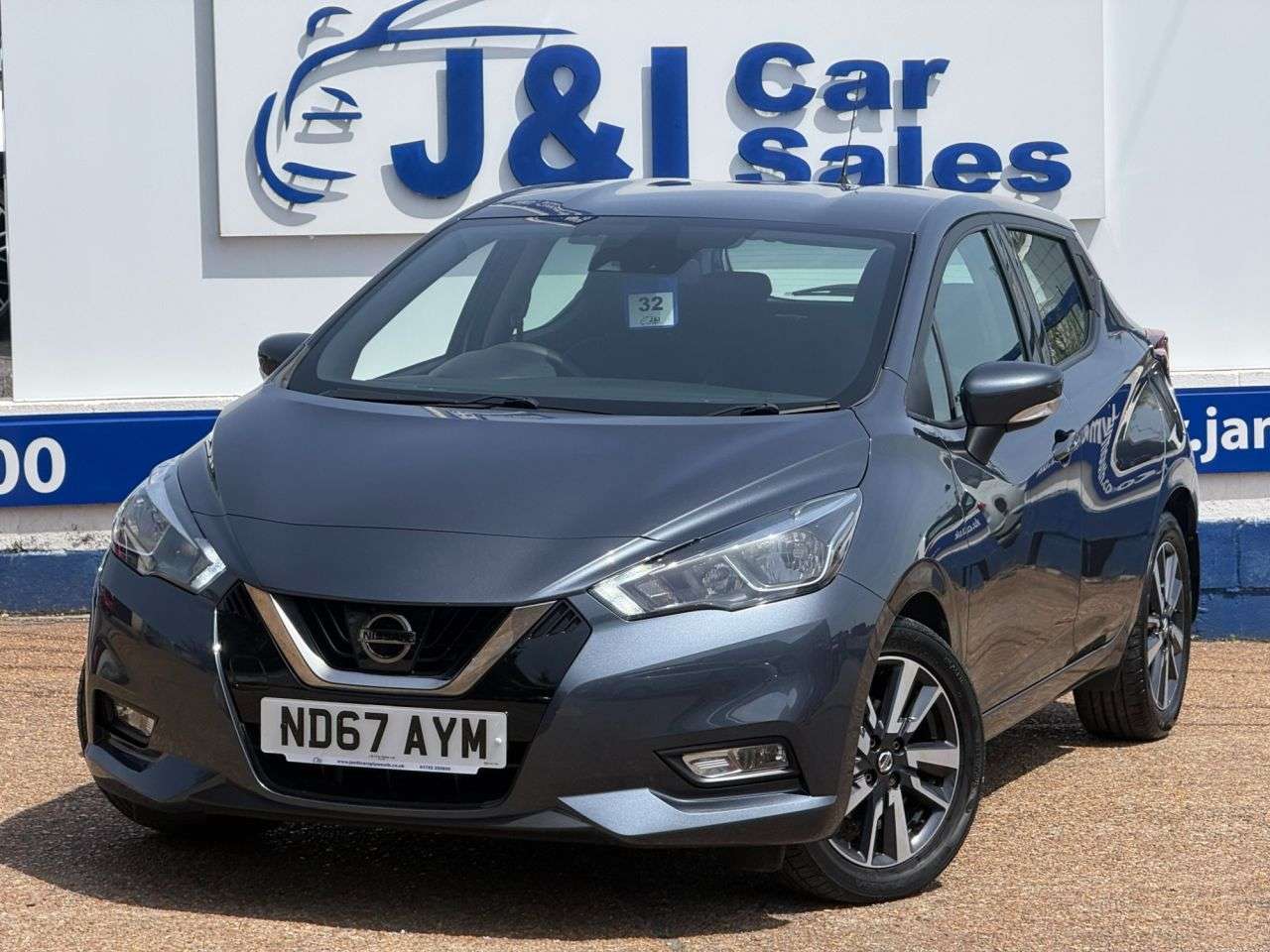 A 2017 NISSAN MICRA 0.9 IG-T Acenta Hatchback 5dr Petrol Manual Euro 6 (s/s) (90 ps) GREAT SERV A 2017 NISSAN MICRA 0.9 IG-T Acenta Hatchback 5dr Petrol Manual Euro 6 (s/s) (90 ps) GREAT SERV