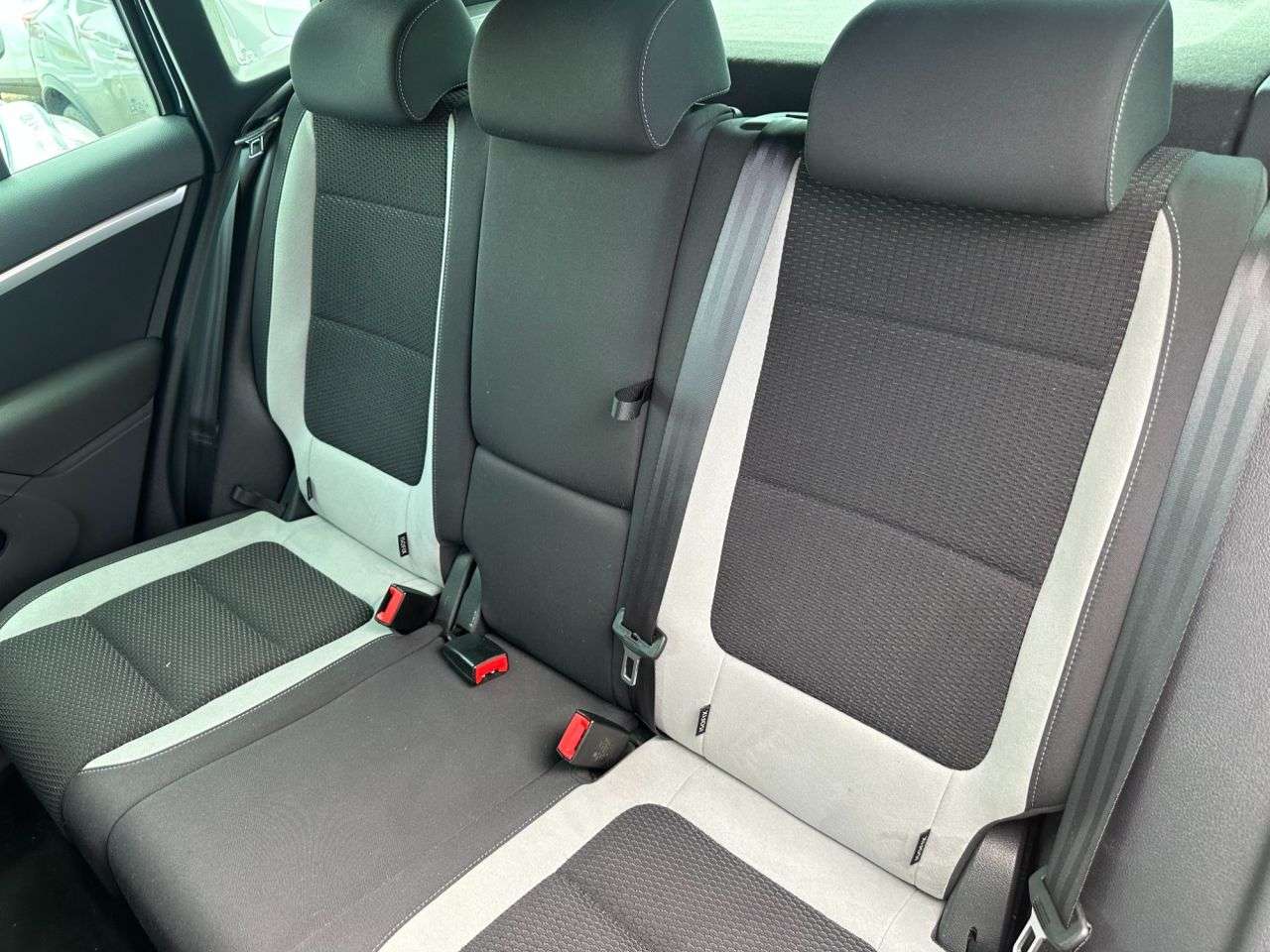 2013 VOLKSWAGEN TIGUAN 2013 VOLKSWAGEN TIGUAN