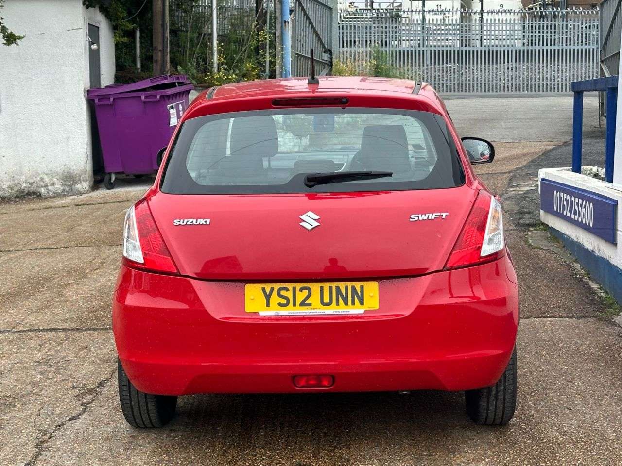 2012 SUZUKI SWIFT 2012 SUZUKI SWIFT