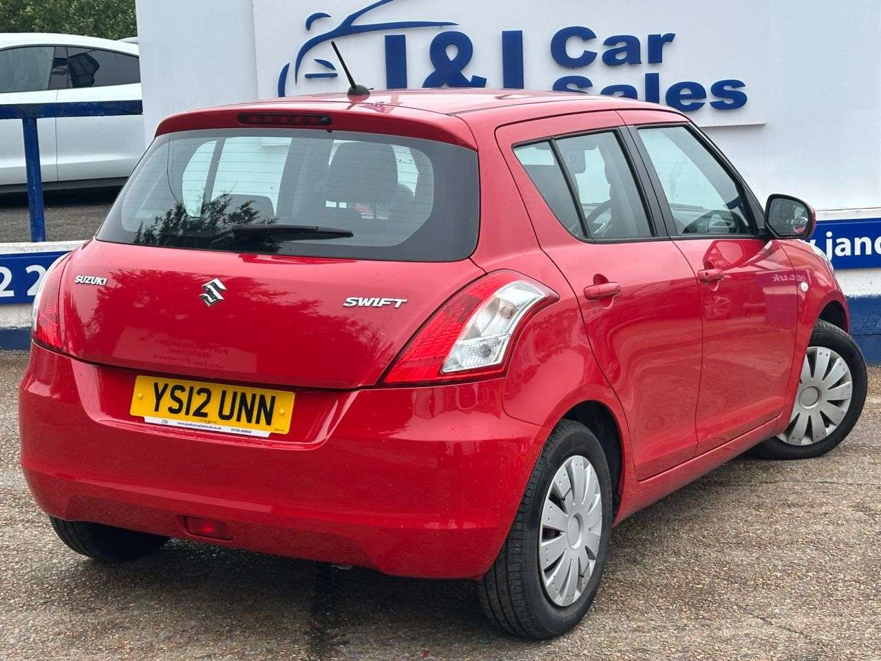 2012 SUZUKI SWIFT 2012 SUZUKI SWIFT