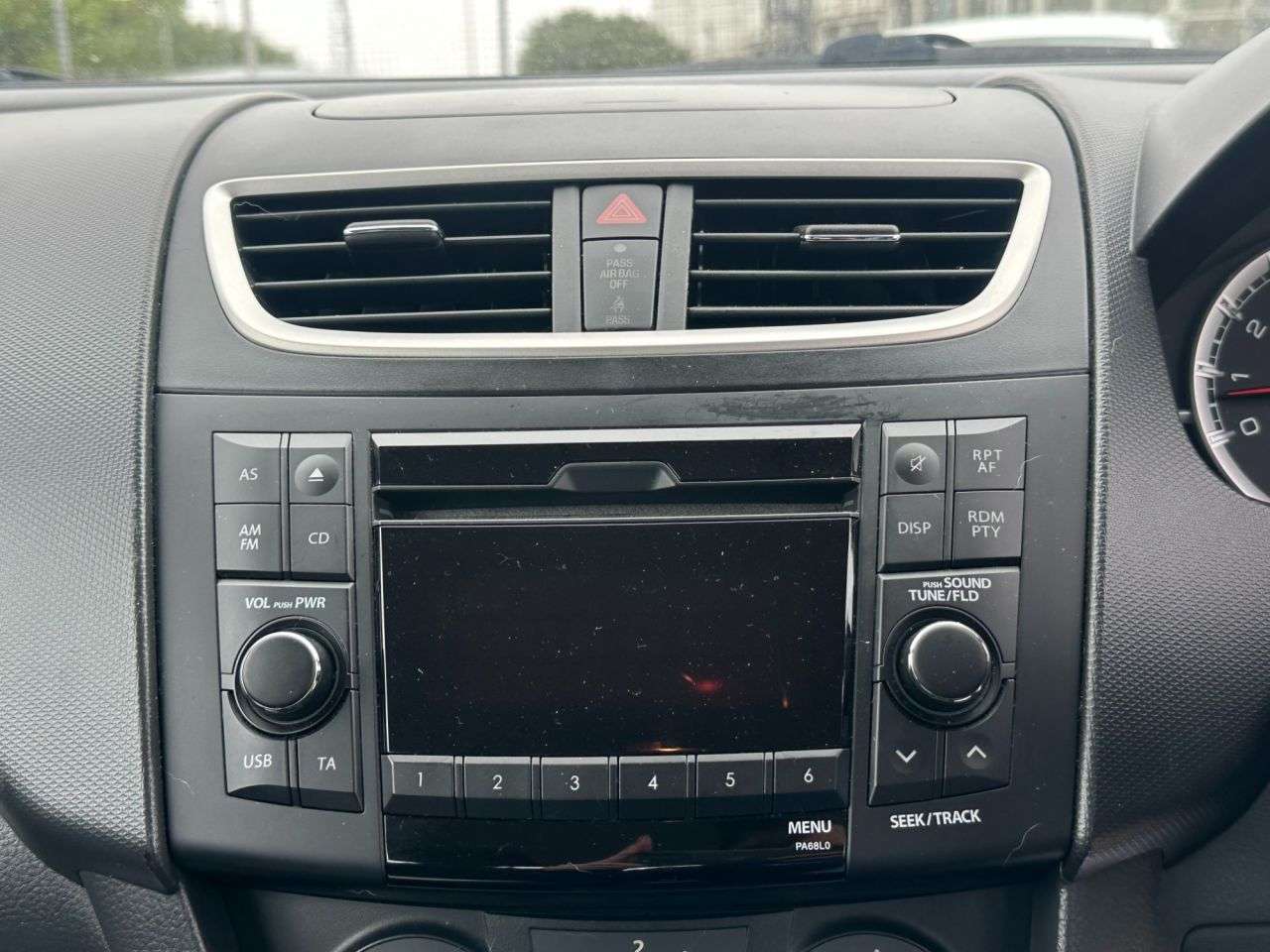 2012 SUZUKI SWIFT 2012 SUZUKI SWIFT