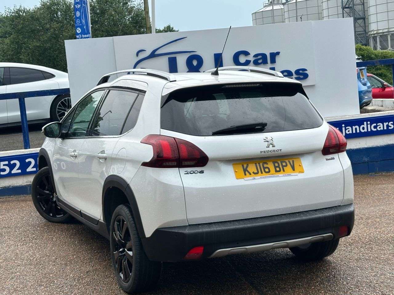 2016 PEUGEOT 2008 2016 PEUGEOT 2008