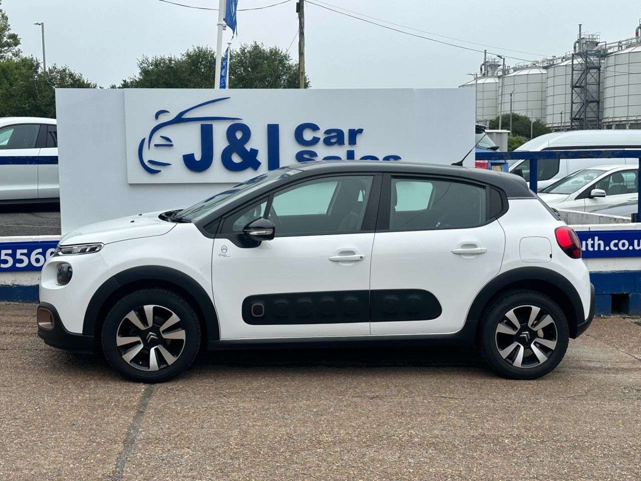 A 2020 CITROEN C3 1.2 PureTech Origins Hatchback 5dr Petrol Manual Euro 6 (s/s) (83 ps) GREAT A 2020 CITROEN C3 1.2 PureTech Origins Hatchback 5dr Petrol Manual Euro 6 (s/s) (83 ps) GREAT