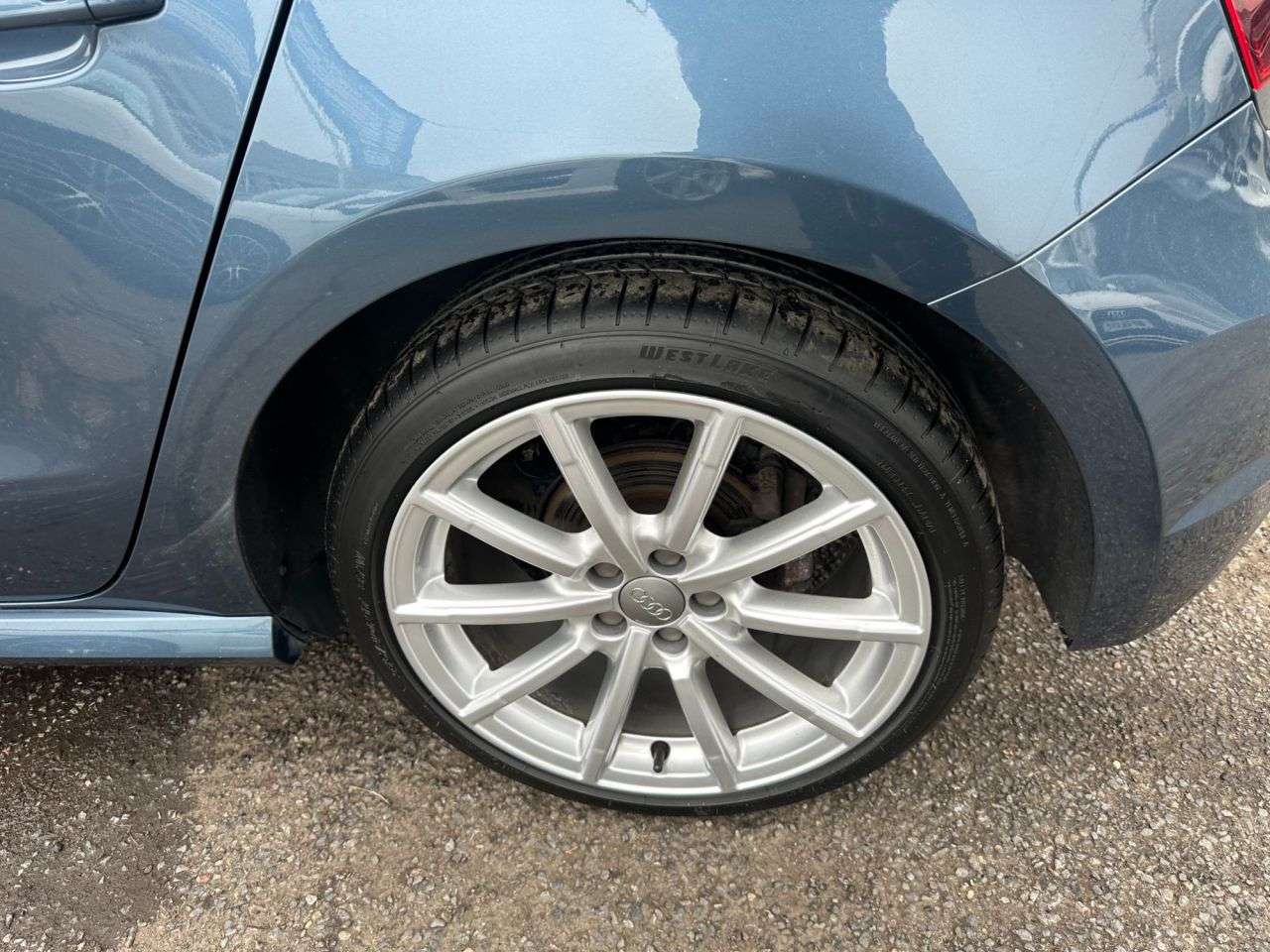 2015 AUDI A1 2015 AUDI A1