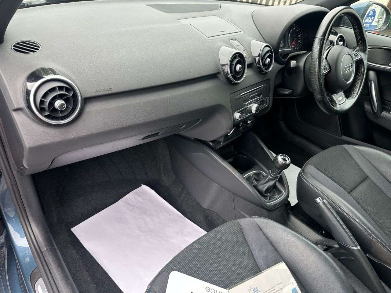 2015 AUDI A1 2015 AUDI A1