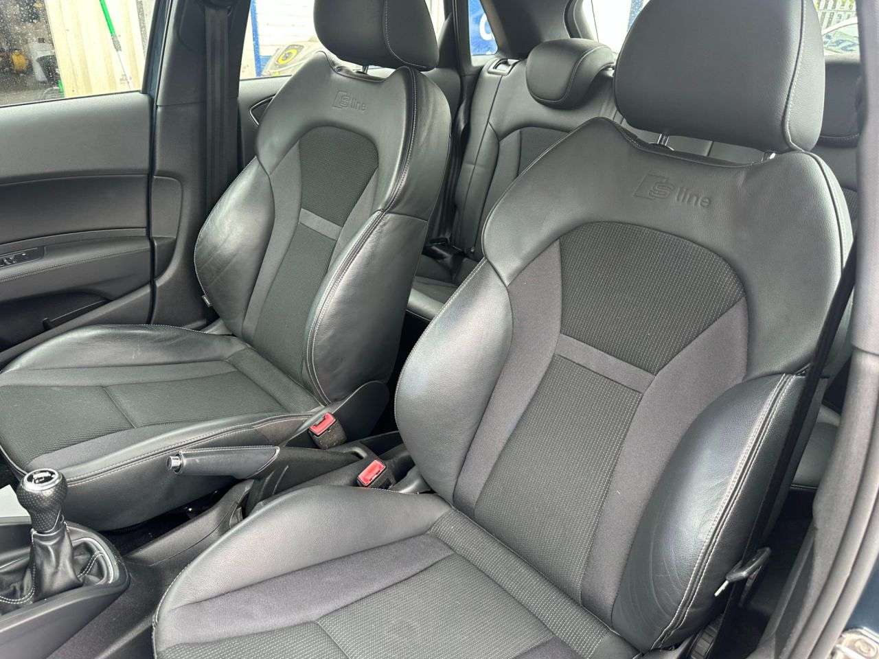 2015 AUDI A1 2015 AUDI A1