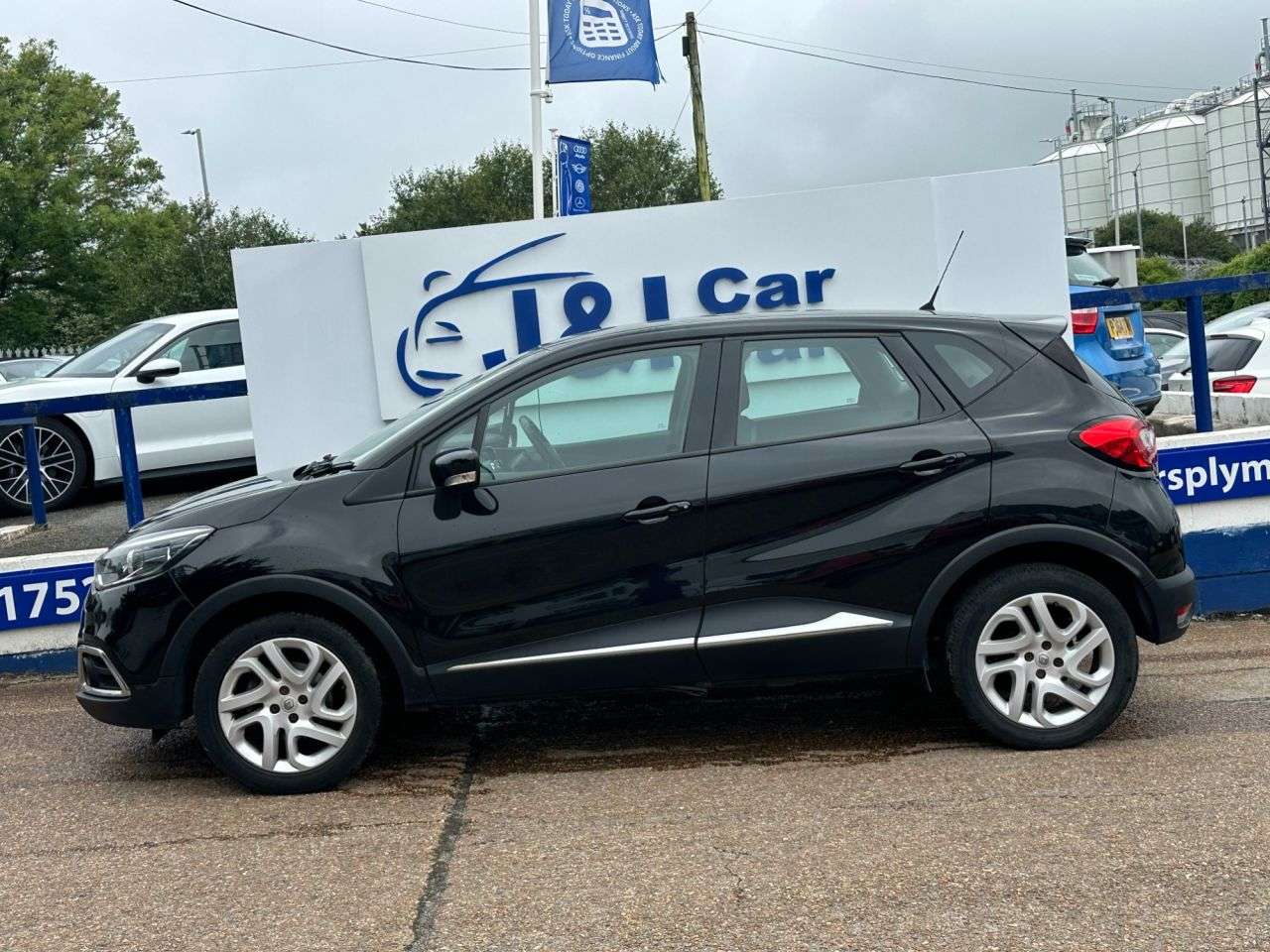 A 2016 RENAULT CAPTUR 1.5 dCi ENERGY Dynamique Nav SUV 5dr Diesel Manual Euro 6 (s/s) (90 ps) GRE A 2016 RENAULT CAPTUR 1.5 dCi ENERGY Dynamique Nav SUV 5dr Diesel Manual Euro 6 (s/s) (90 ps) GRE