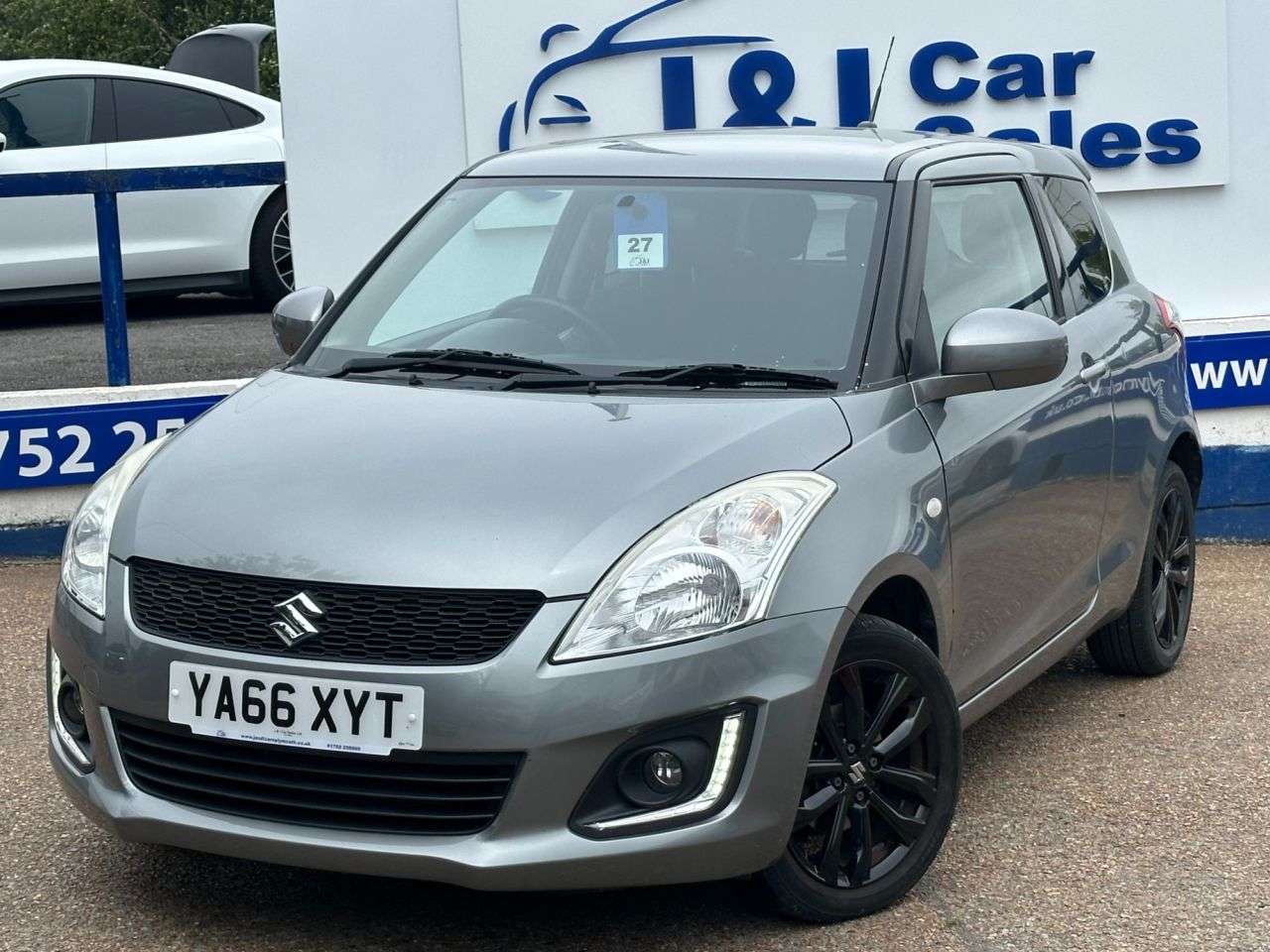 A 2017 SUZUKI SWIFT 1.2 SZ-L Hatchback 3dr Petrol Manual Euro 6 (94 ps) GREAT SERVICE HISTORY W A 2017 SUZUKI SWIFT 1.2 SZ-L Hatchback 3dr Petrol Manual Euro 6 (94 ps) GREAT SERVICE HISTORY W