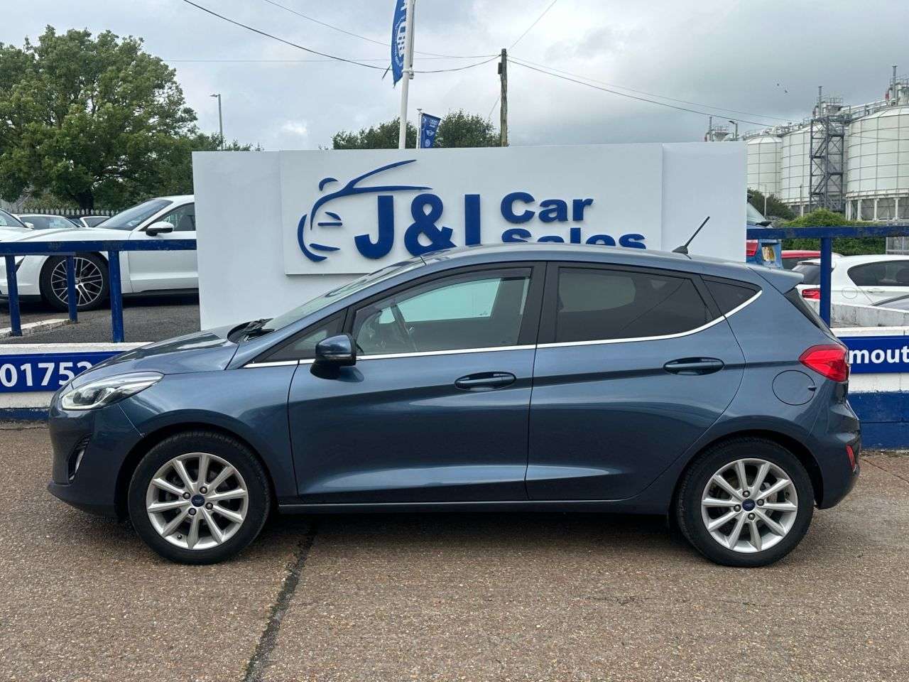 A 2018 FORD FIESTA 1.0T EcoBoost Titanium Hatchback 5dr Petrol Manual Euro 6 (s/s) (100 ps) GR A 2018 FORD FIESTA 1.0T EcoBoost Titanium Hatchback 5dr Petrol Manual Euro 6 (s/s) (100 ps) GR