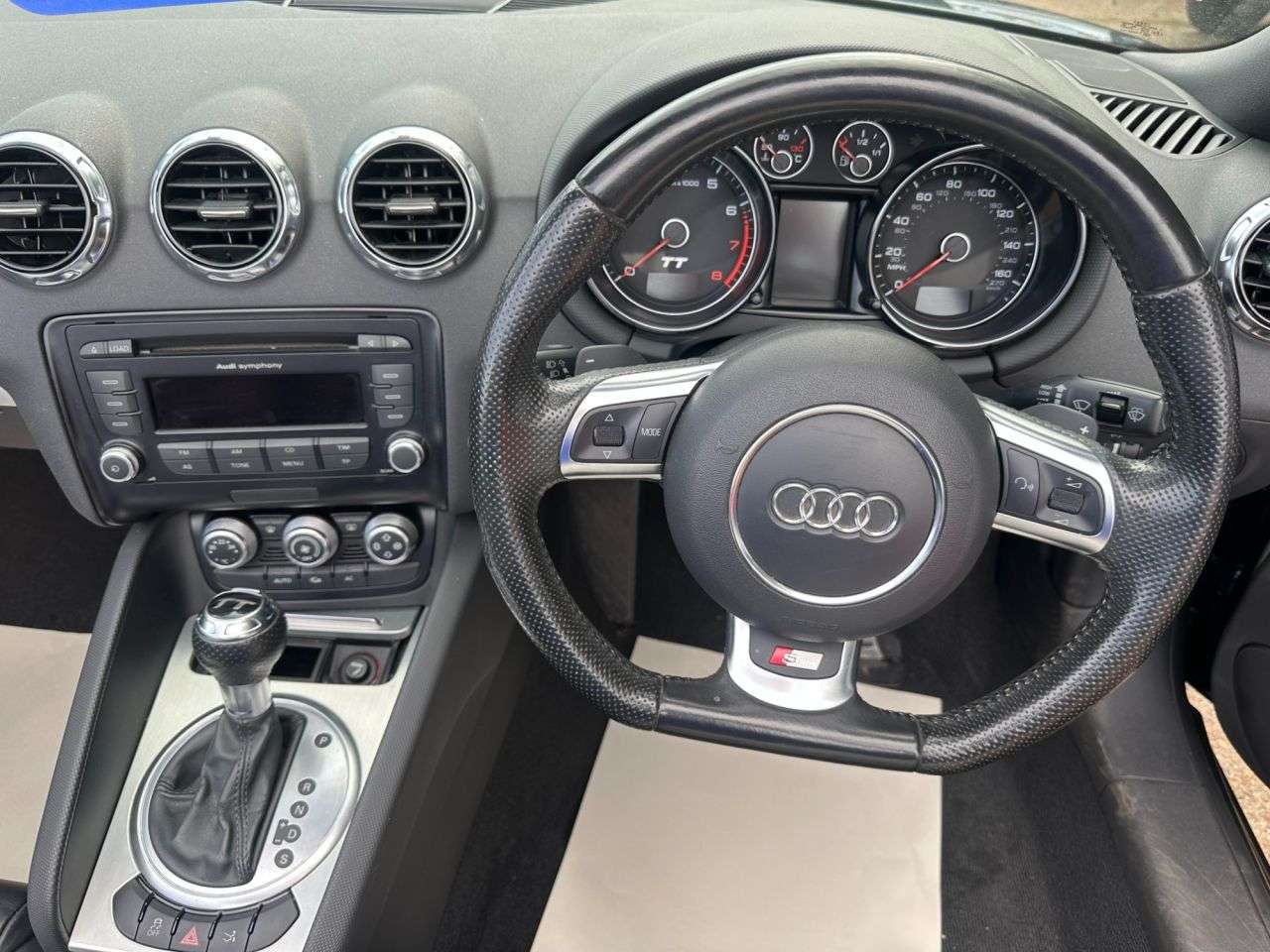 2010 AUDI TT 2010 AUDI TT
