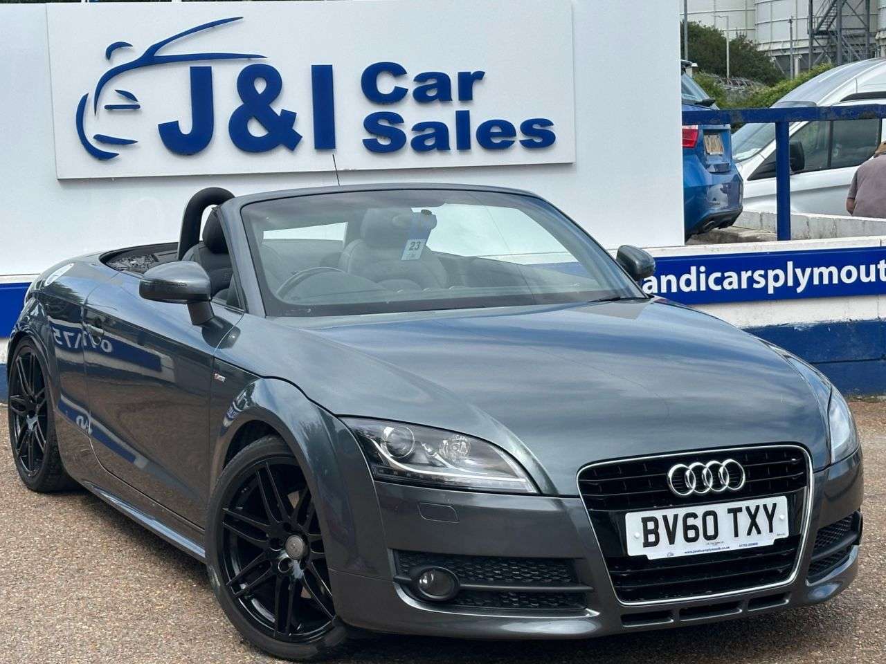 A 2010 AUDI TT 2.0 TFSI S line Roadster 2dr Petrol S Tronic Euro 5 (s/s) (211 ps) A GREAT A 2010 AUDI TT 2.0 TFSI S line Roadster 2dr Petrol S Tronic Euro 5 (s/s) (211 ps) A GREAT