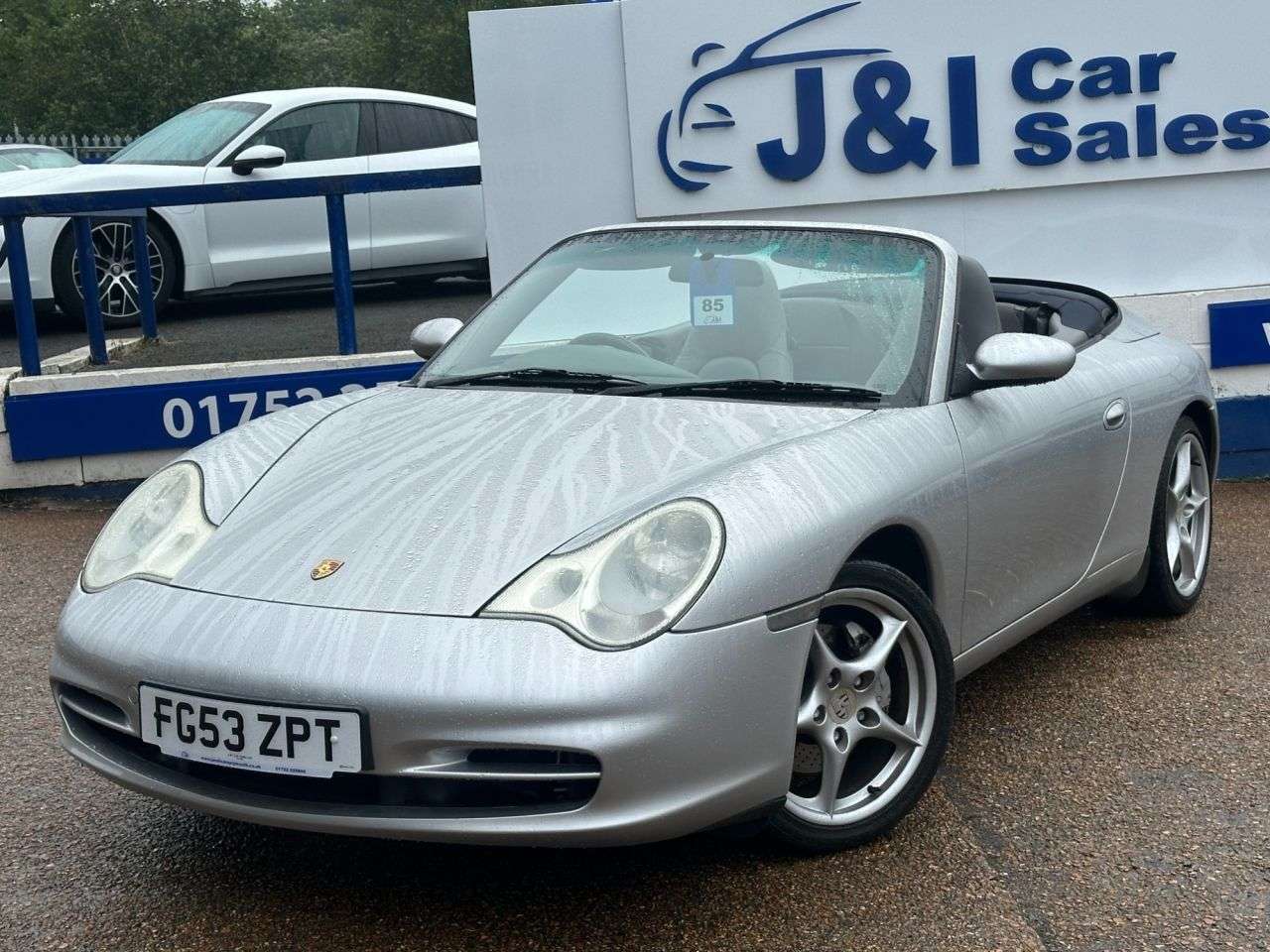 A 2003 PORSCHE 911 3.6 993 Carrera Coupe 2dr Petrol Manual (272 bhp) GREAT SERVICE HISTORY WIT A 2003 PORSCHE 911 3.6 993 Carrera Coupe 2dr Petrol Manual (272 bhp) GREAT SERVICE HISTORY WIT