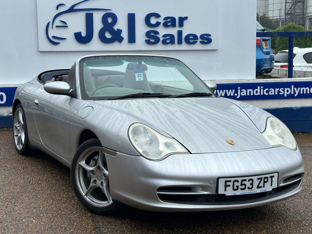 A 2003 PORSCHE 911 3.6 993 Carrera Coupe 2dr Petrol Manual (272 bhp) GREAT SERVICE HISTORY WIT A 2003 PORSCHE 911 3.6 993 Carrera Coupe 2dr Petrol Manual (272 bhp) GREAT SERVICE HISTORY WIT