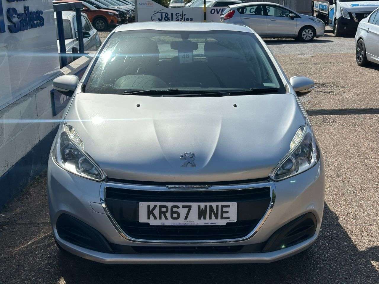 2017 PEUGEOT 208 2017 PEUGEOT 208