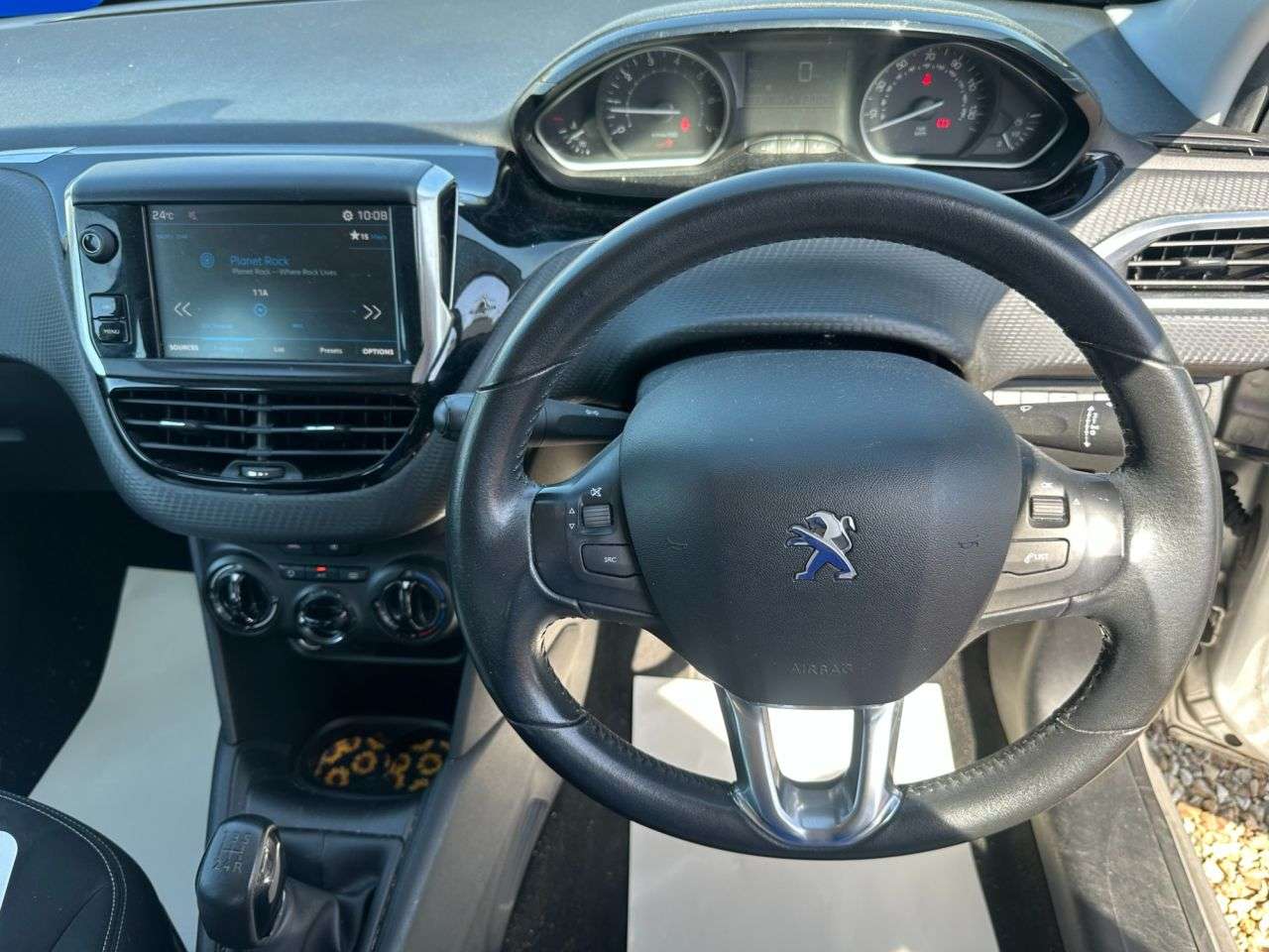 2017 PEUGEOT 208 2017 PEUGEOT 208